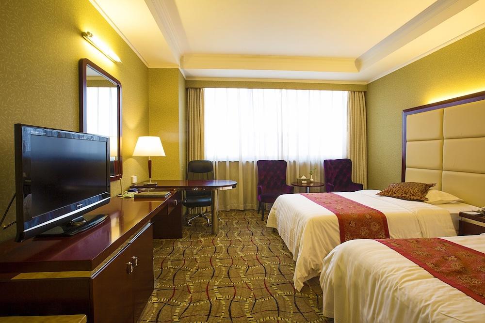 Ocean Hotel Tianjin Bagian luar foto
