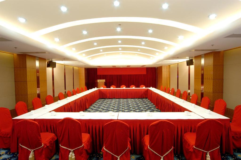 Ocean Hotel Tianjin Bagian luar foto