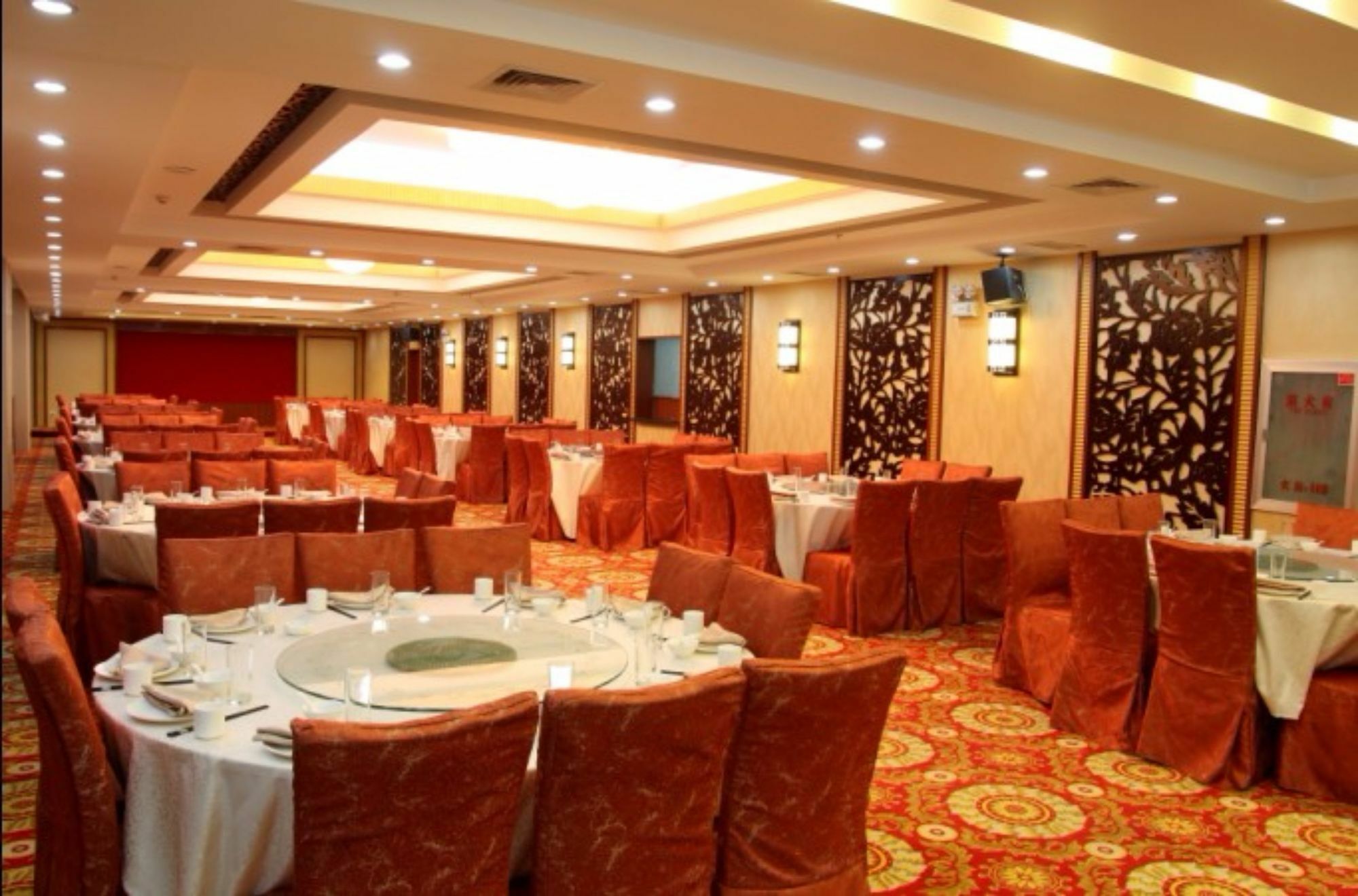 Ocean Hotel Tianjin Bagian luar foto