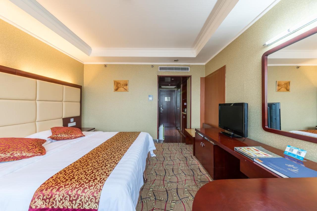 Ocean Hotel Tianjin Bagian luar foto